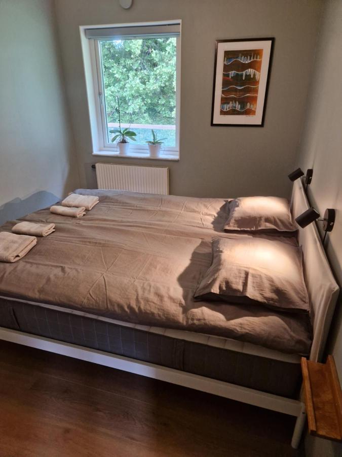 Lantlig Villa Utanfoer Uppsala Alunda Esterno foto