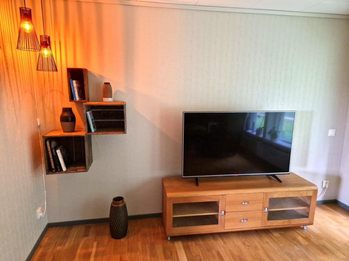 Lantlig Villa Utanfoer Uppsala Alunda Esterno foto